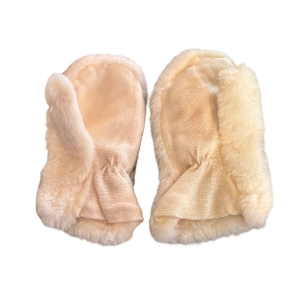 Vintage Infant Off White Faux Fur Mitts 1960’s 5” Slip On Lined